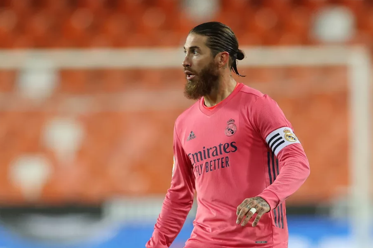 皇马新闻:塞尔吉奥·拉莫斯向皇家马德里队友放下法律